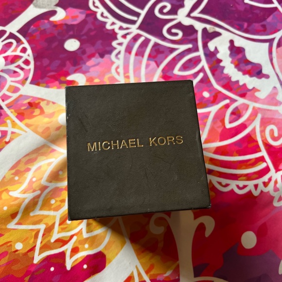 Michael Kors Watch - Picture 2 of 4